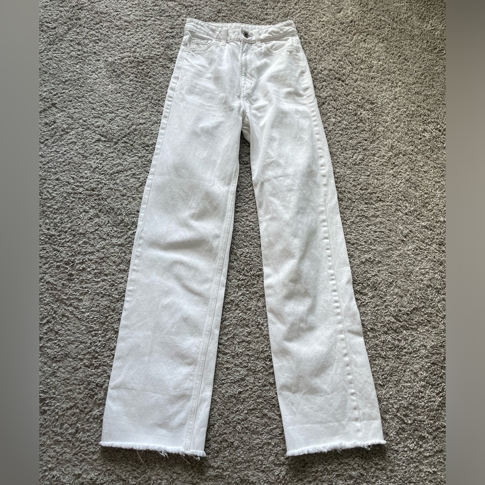 H&M | White High Waisted Wide Leg Coupe Large Pants | Women’s Size 0